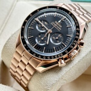 Omega Speedmaster MoonWatch Professional Co-Axial Master Chronometer Chronograph 3861 42 mm 18K Sedna gold