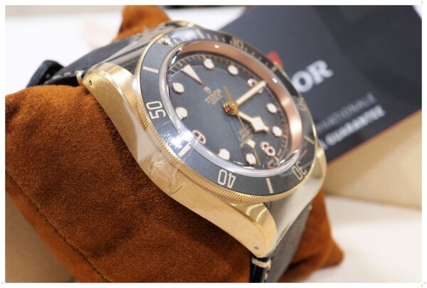 New! Tudor Black Bay Bronze 43mm - Image 3