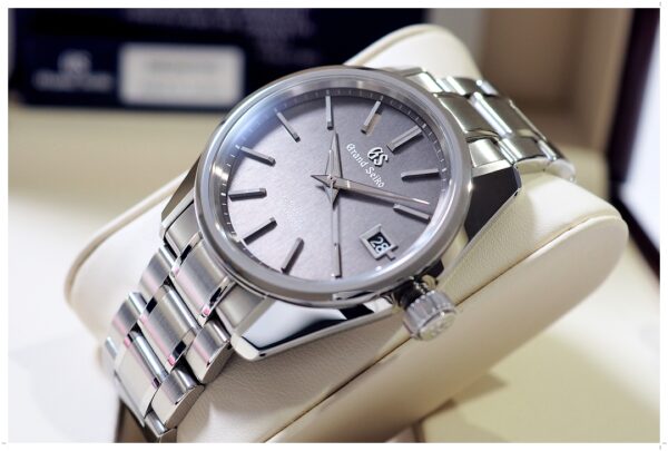 Grand Seiko SBGH279G “Hi-Beat” Grey Rhodium - Image 3