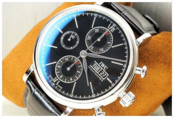 IWC Portofino Chronograph 42mm โฉมล่าสุด - Image 4