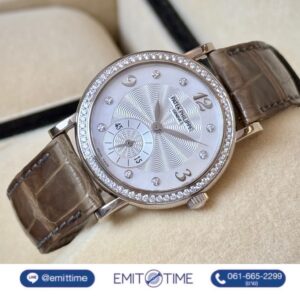 Patek Philippe 4959G-001 Calatrava  White Gold Mother of Pearl Diamond 31mm  Ref.4959G-001