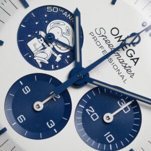 Very Like New! Omega Silver Snoopy Award Edition  50Th Anniversary Gen3