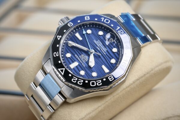 Brand New 100% TAG HEUER AQUARACER PROFESSIONAL 300 GMT&DATE  REF.WBP5114.BA0013 - Image 7