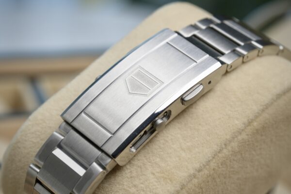 Brand New 100% TAG HEUER AQUARACER PROFESSIONAL 300 GMT&DATE  REF.WBP5114.BA0013 - Image 9