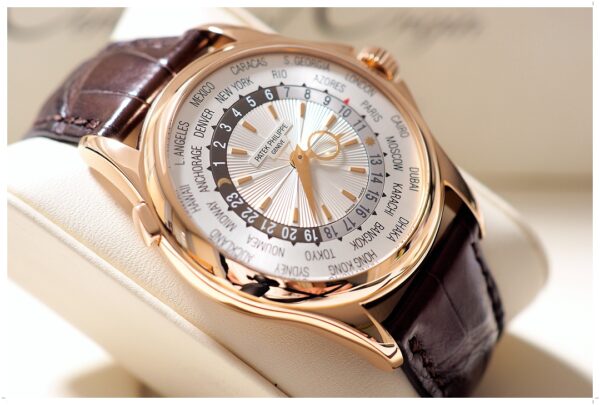 Patek Philippe 5130R World Time 39.5mm Rose Gold - Image 2