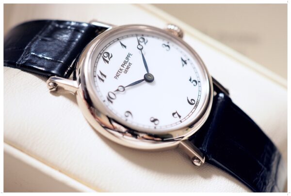 Rare! Patek Philippe 4860G Calatrava White Gold 26mm ไขลาน - Image 2