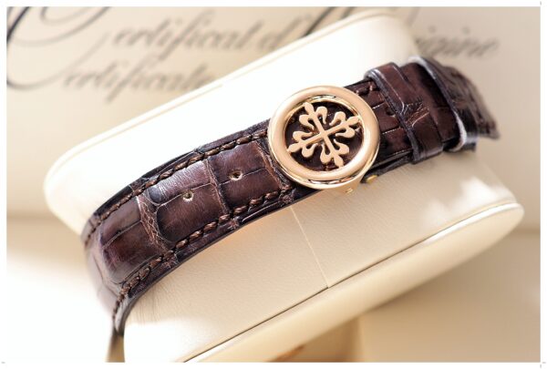 Patek Philippe 5130R World Time 39.5mm Rose Gold - Image 6