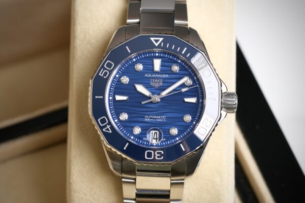 TAG Heuer Aquaracer Professional 300 Date 36mm “Ocean Blue& Diamond” - Image 7
