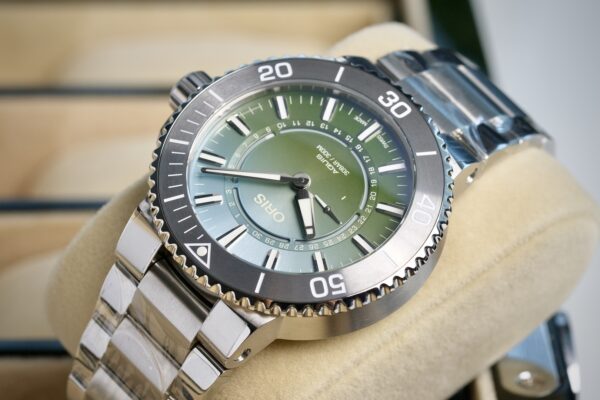 ORIS AQUIS DAT WATT Limited Edition II - Image 6