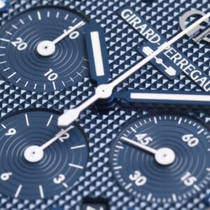 Girard-Perregaux Laureato Chronograph 42mm  Blue Dial Full set Dec-2023 Ref. 81020-11-431-11A
