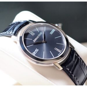 Ultra-Rare! AP Jules Audemars Extra-Thin 39mm White Gold ไขลาน