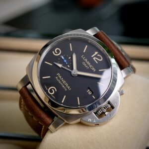 Panerai Luminor PAM1320 GMT Automatic 3 Days
