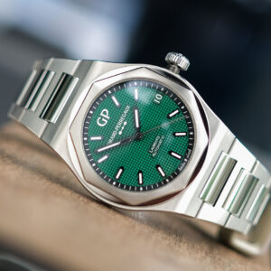 Girard Perregaux Laureato Green 2023