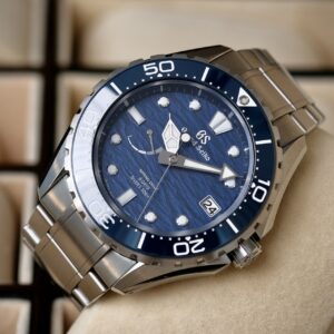 Grand Seiko Evolution 9 Collection “Ushio” Blue Minoi Wave Ref.SLGA023