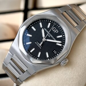 GP Girard-Perregaux Laureato 42mm Black Dial Ref. 81010-11-634-11A