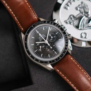 Omega Speedmaster Moonwatch 1863 Big Box หลังเปลือย