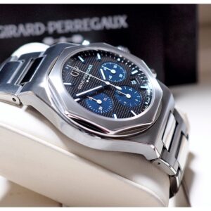 99% New! Girard Perregaux Laureato Chrono Black Blue 42mm Y-2023