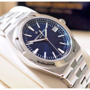 99% New!! Vacheron Constantin Overseas 4500V Blue Dial Dec-2020